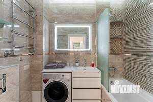 Студия квартира, посуточно, 38м2, 7/10 этаж