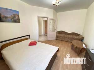 1-к квартира, посуточно, 36м2, 1/1 этаж