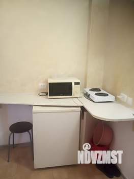 Студия квартира, посуточно, 21м2, 1/5 этаж