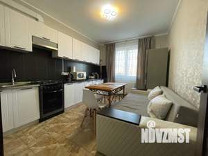 1-к квартира, посуточно, 60м2, 1/1 этаж