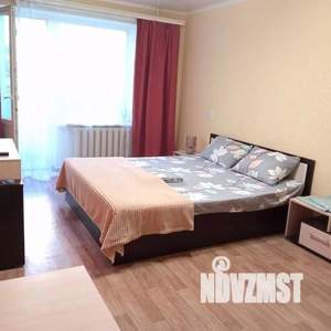 1-к квартира, посуточно, 32м2, 1/5 этаж