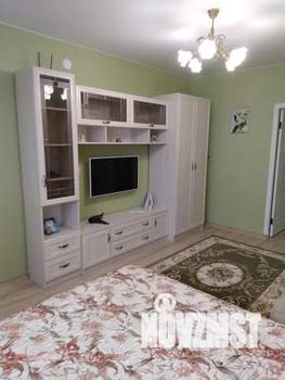 1-к квартира, посуточно, 35м2, 2/10 этаж