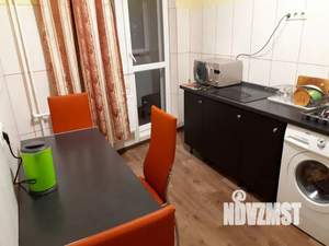 2-к квартира, посуточно, 65м2, 2/4 этаж