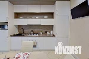 1-к квартира, посуточно, 42м2, 3/9 этаж