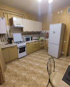 1-к квартира, на длительный срок, 38м2, 5/10 этаж