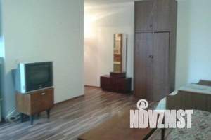 1-к квартира, посуточно, 38м2, 3/5 этаж