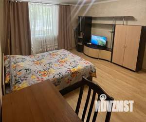 1-к квартира, посуточно, 38м2, 1/9 этаж