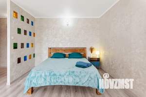 Студия квартира, посуточно, 40м2, 2/5 этаж