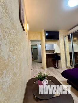 Студия квартира, посуточно, 25м2, 8/9 этаж