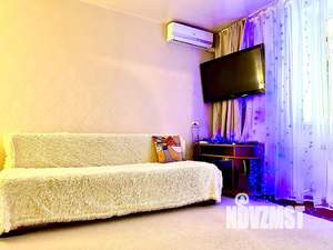 1-к квартира, посуточно, 41м2, 2/9 этаж