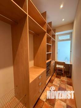 3-к квартира, на длительный срок, 122м2, 2/4 этаж