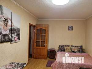 1-к квартира, посуточно, 40м2, 9/9 этаж