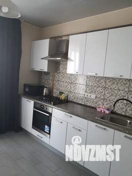 1-к квартира, посуточно, 40м2, 9/9 этаж