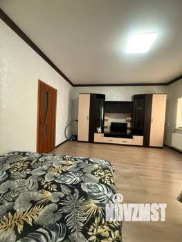 1-к квартира, на длительный срок, 42м2, 1/1 этаж