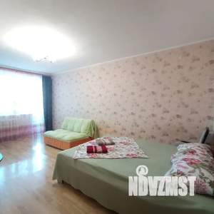 1-к квартира, посуточно, 38м2, 7/9 этаж
