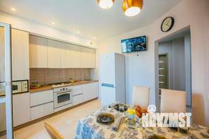 1-к квартира, посуточно, 73м2, 1/1 этаж