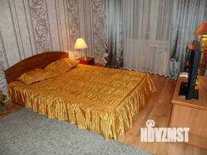 2-к квартира, посуточно, 52м2, 3/3 этаж