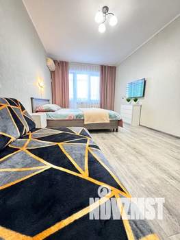 1-к квартира, посуточно, 40м2, 9/9 этаж