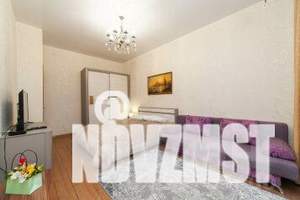 1-к квартира, посуточно, 44м2, 4/10 этаж