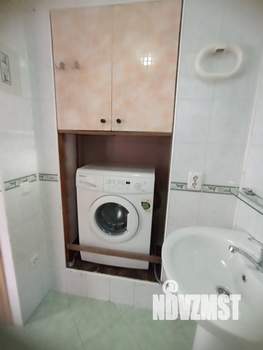 Студия квартира, на длительный срок, 40м2, 1/1 этаж