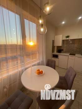 1-к квартира, посуточно, 40м2, 6/9 этаж