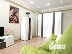 1-к квартира, посуточно, 45м2, 3/18 этаж