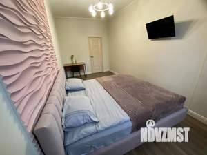 1-к квартира, посуточно, 42м2, 1/10 этаж