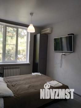 Студия квартира, посуточно, 20м2, 3/3 этаж