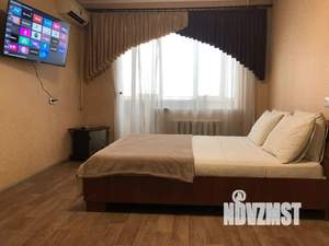 1-к квартира, посуточно, 40м2, 4/9 этаж