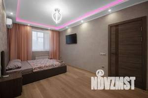 1-к квартира, посуточно, 40м2, 2/9 этаж