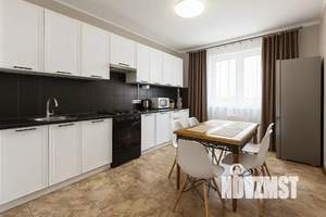 1-к квартира, посуточно, 60м2, 1/1 этаж