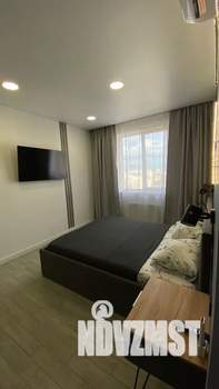 1-к квартира, посуточно, 38м2, 19/19 этаж