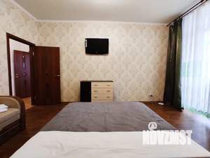 1-к квартира, посуточно, 48м2, 7/10 этаж