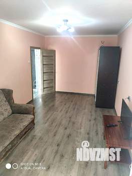 1-к квартира, посуточно, 38м2, 3/10 этаж