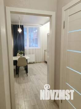 1-к квартира, посуточно, 42м2, 1/10 этаж