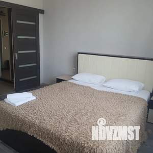 Студия квартира, посуточно, 48м2, 6/9 этаж