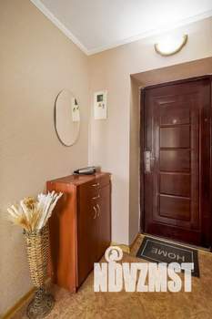 1-к квартира, посуточно, 35м2, 5/5 этаж