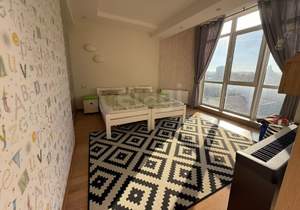 3-к квартира, на длительный срок, 160м2, 7/10 этаж