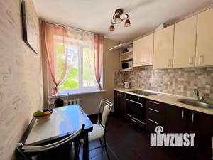 3-к квартира, на длительный срок, 60м2, 2/5 этаж