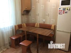 1-к квартира, посуточно, 37м2, 2/9 этаж