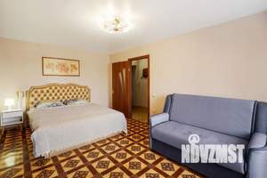 1-к квартира, посуточно, 35м2, 5/5 этаж