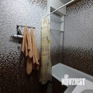 1-к квартира, посуточно, 37м2, 8/9 этаж