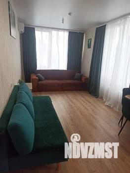 Студия квартира, посуточно, 36м2, 3/9 этаж