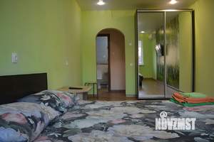 1-к квартира, посуточно, 35м2, 1/9 этаж