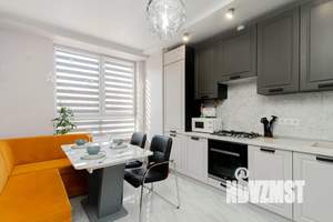 1-к квартира, посуточно, 42м2, 4/10 этаж