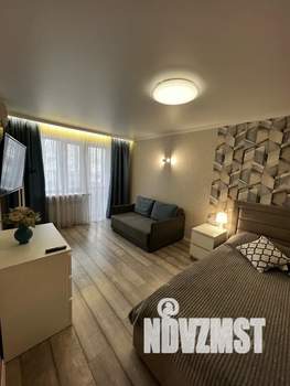 1-к квартира, посуточно, 36м2, 3/5 этаж