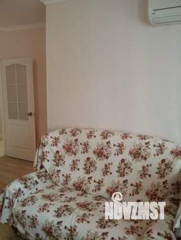 1-к квартира, посуточно, 35м2, 5/5 этаж