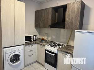 1-к квартира, посуточно, 41м2, 7/10 этаж