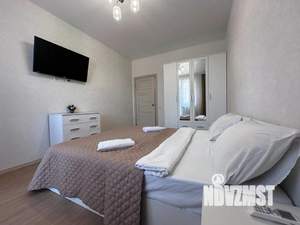 1-к квартира, посуточно, 63м2, 1/1 этаж