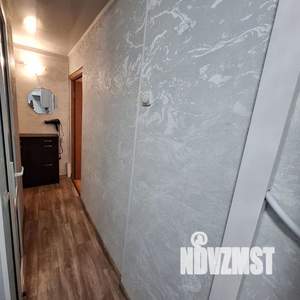 1-к квартира, посуточно, 28м2, 1/2 этаж